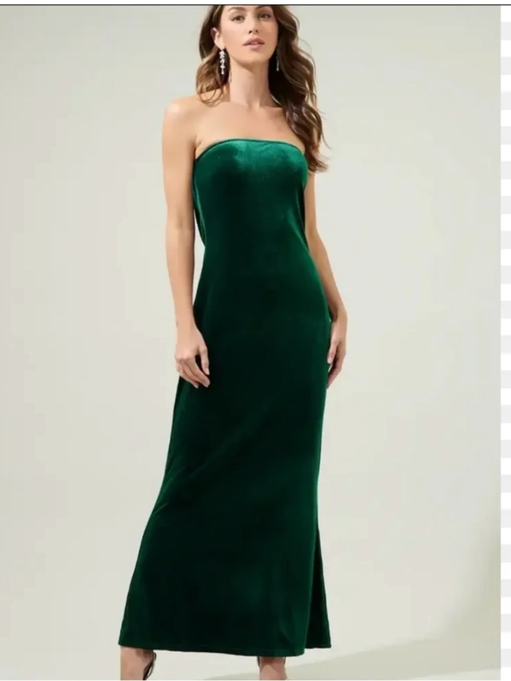 Gianni Bini Strapless Velvet Gown in Emerald Green